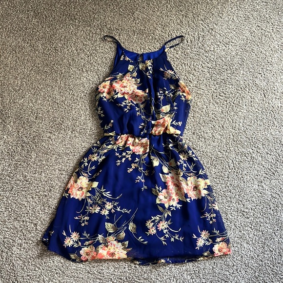 Dresses & Skirts - Navy blue floral dress size S
